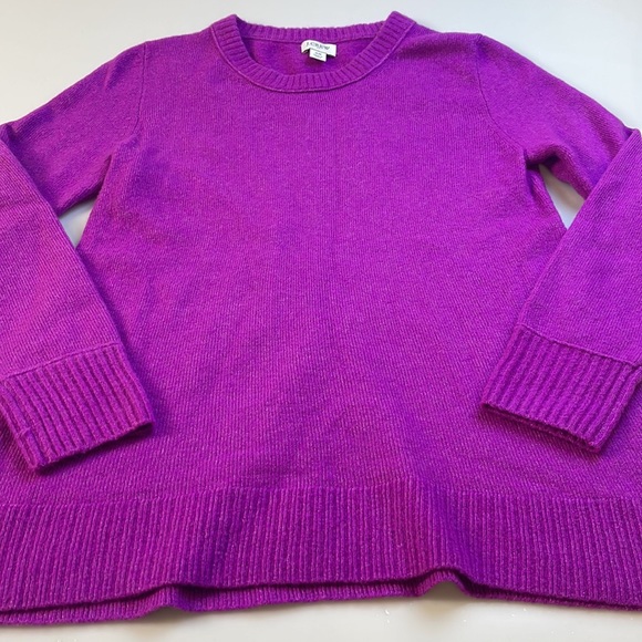 J.Crew Women Crewneck Sweater Violet                                     X23-08 - Picture 2 of 5